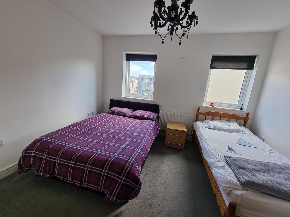 King En-Suite Close To The A30 Camborne Bagian luar foto