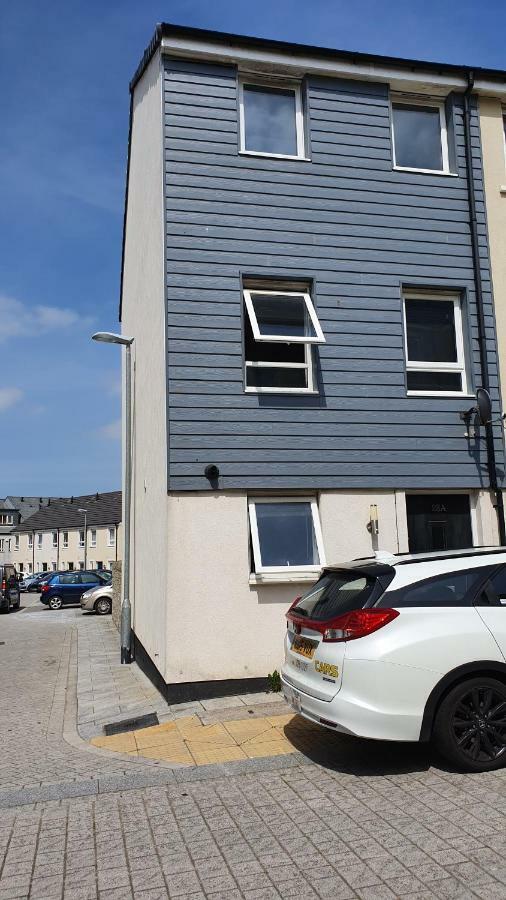 King En-Suite Close To The A30 Camborne Bagian luar foto